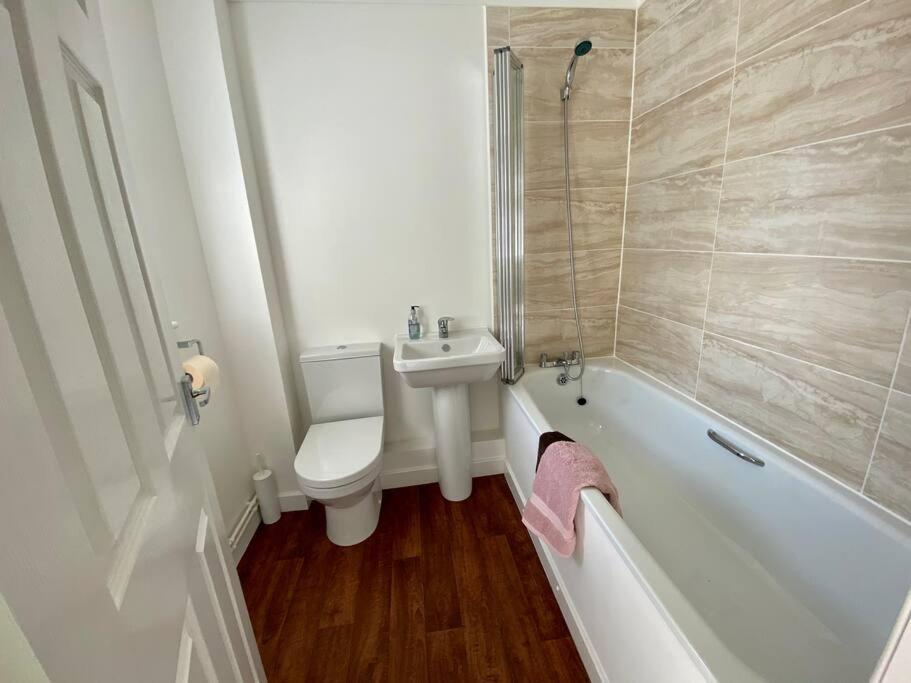 Cosy Bungalow Near Open Countryside Felixstowe Exterior photo