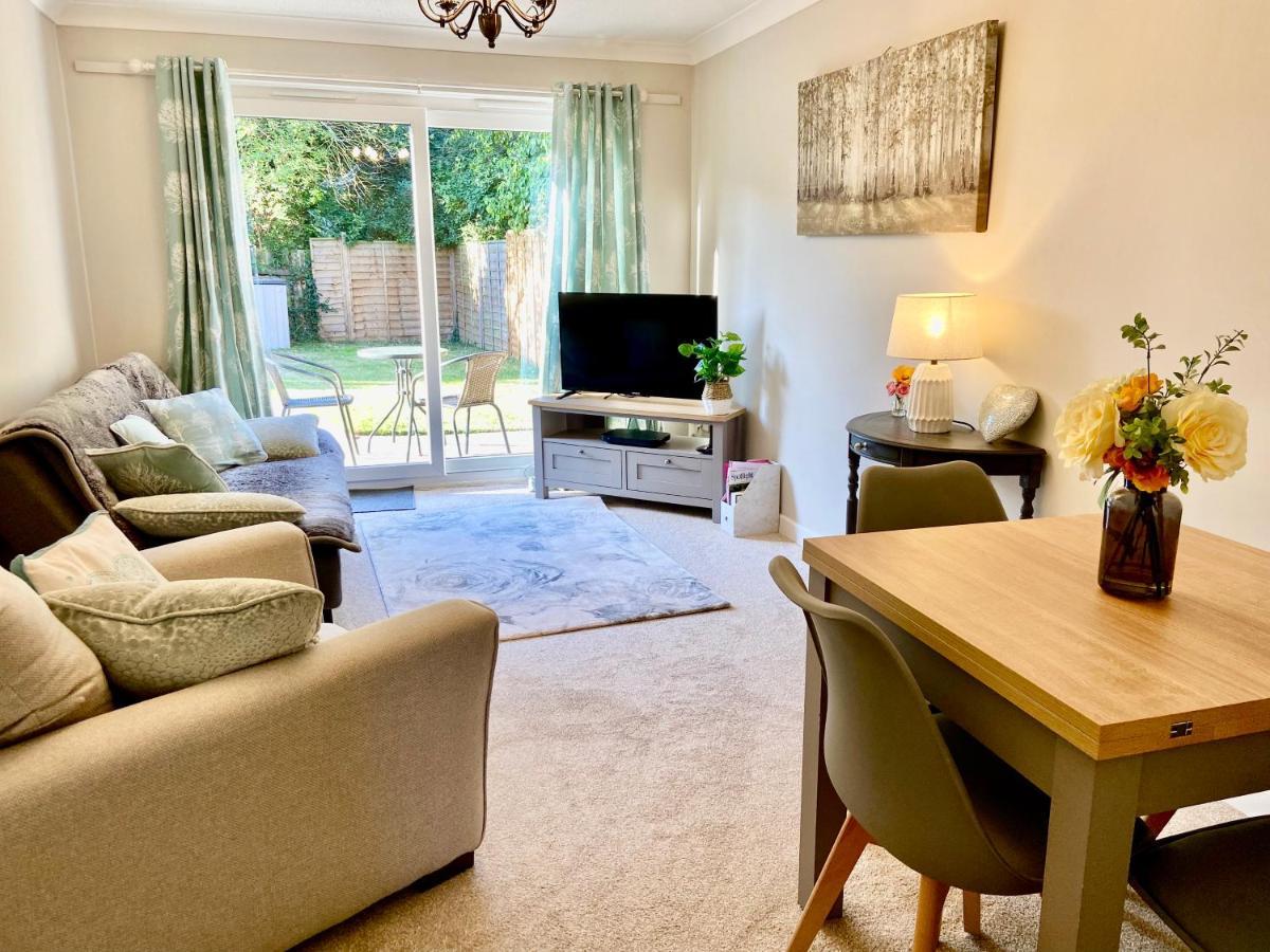 Cosy Bungalow Near Open Countryside Felixstowe Exterior photo